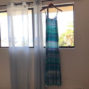 Light weight maxi dress